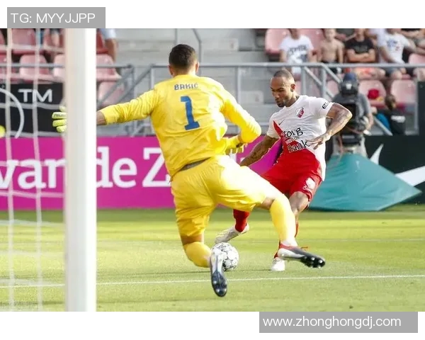 坎布尔与乌德青年激战在即谁能在这场较量中笑到最后 坎布尔与乌德青年激战在即谁能在这场较量中笑到最后